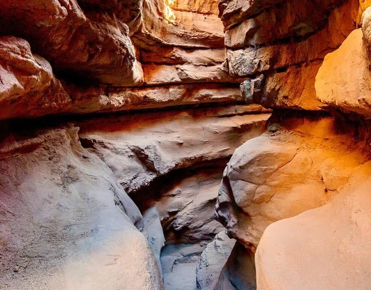 День 6 – Полёт над пустыней и каньон Сесрим